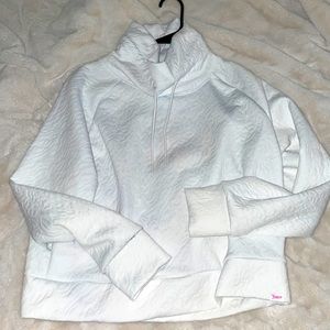 Vibrant White juicy couture pull over
